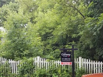 121 Stratton St, Dorchester, MA, 02124