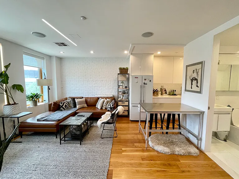 5 Greene Ave #2F — Photo 3