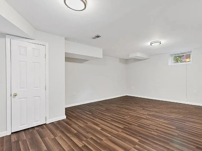 4808 Delaware St — Photo 13