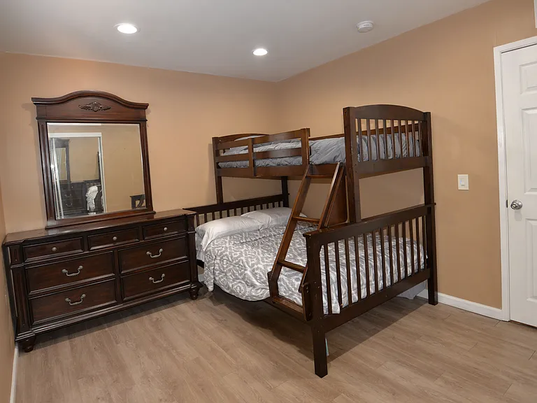 8342 Castilian Dr — Photo 7