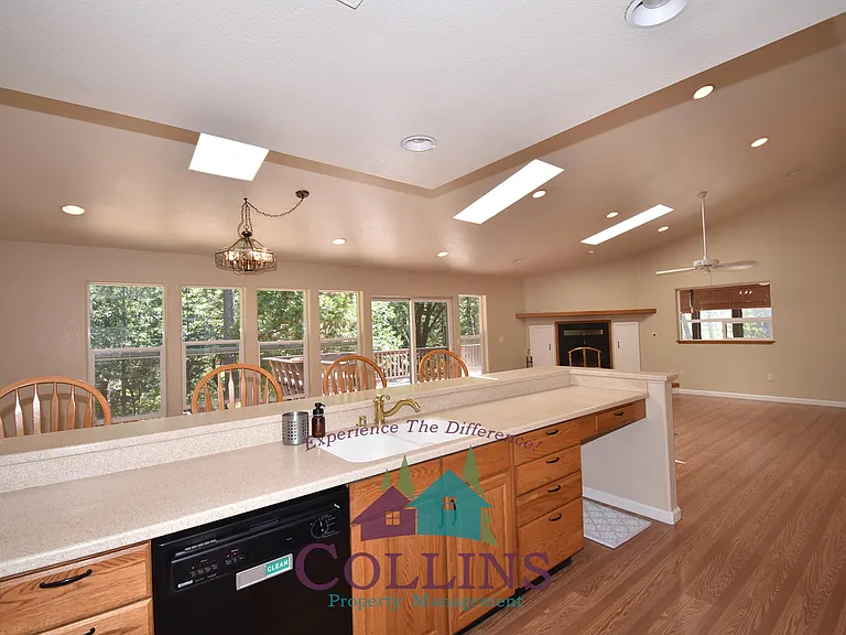12437 Silk Tassle Cir — Photo 8