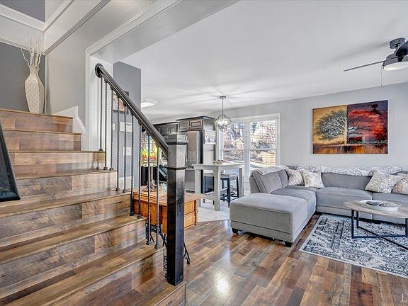 2nd image of 412 Fairfax Ave NW