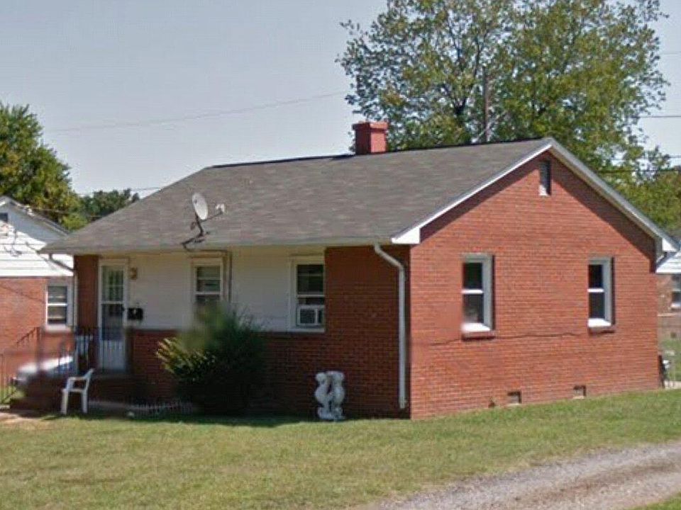 1st image of 216 Duke St