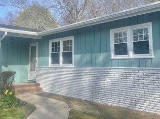 (Undisclosed Address), Riverhead, NY 11901