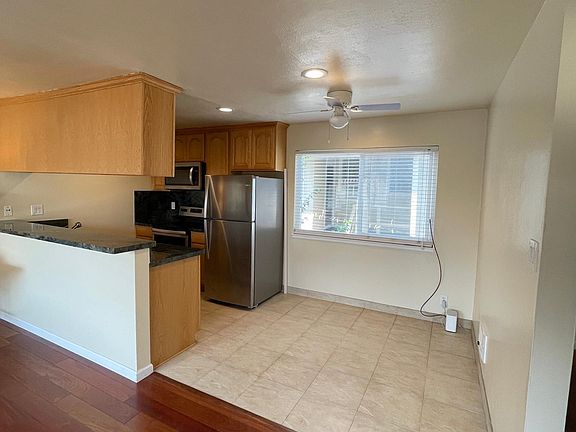 2nd image of 1136 Paloma Ave