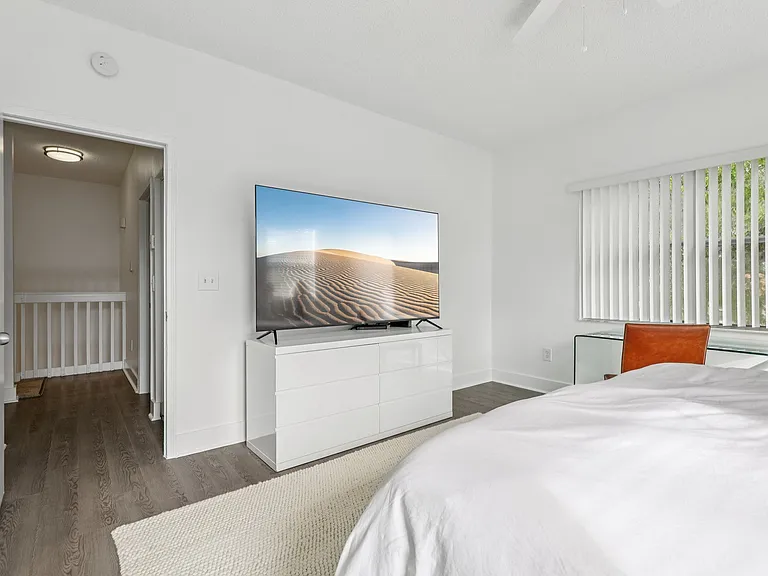 Windsor Castle Townhome Community — Photo 68