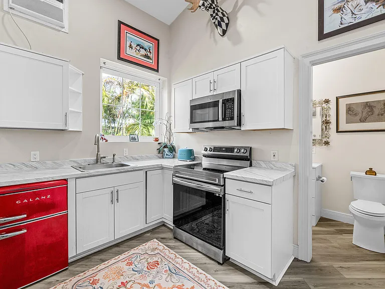 15161 Collecting Canal Rd — Photo 25