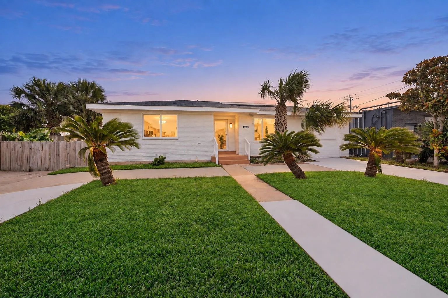 3 bed, 3.0 bath, 1612 sqft, $3,500 — Photo 1