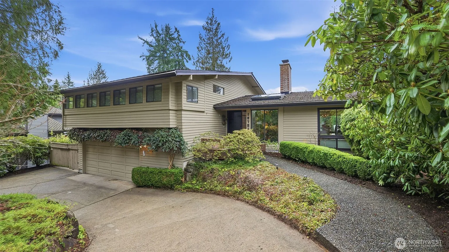 16751 154th Avenue SE photo 1