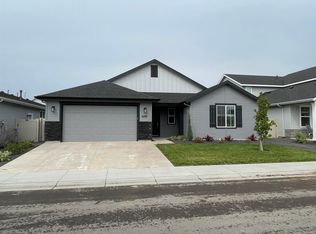 6206 W Parachute Dr, Meridian, ID 83646