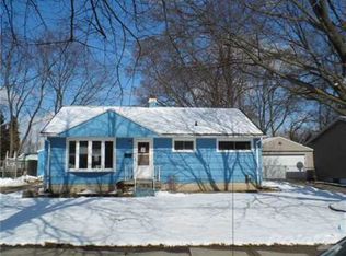 2024 Pleasant View Ave, Lansing, MI 48910