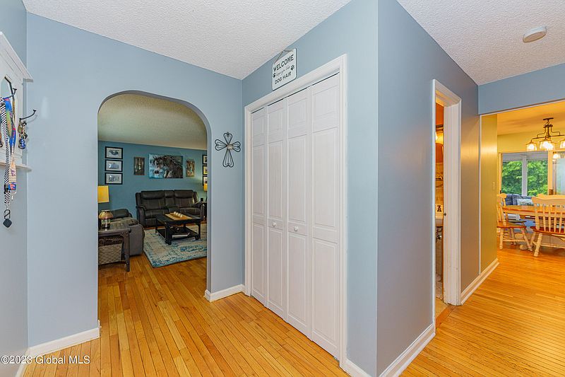 5th image of 21 Petalas Drive