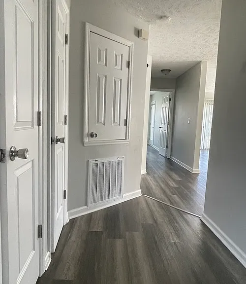 942 Stewarts Creek Dr #9 — Photo 9