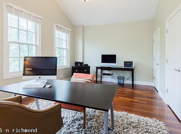 3rd image of 1706 N Richmond St #711