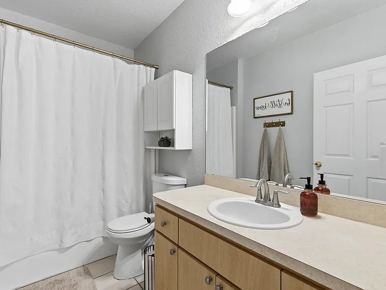 5940 Meadowlane St #5940 — Photo 11