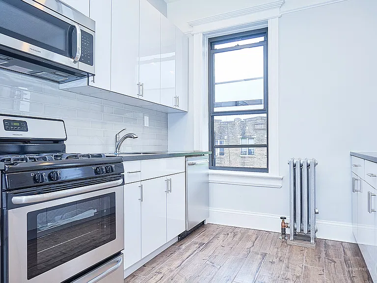 3218 Church Ave #2 — Photo 3