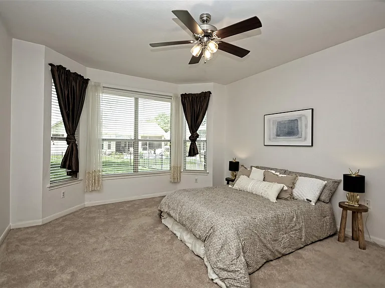 112 Bluebell Dr — Photo 17
