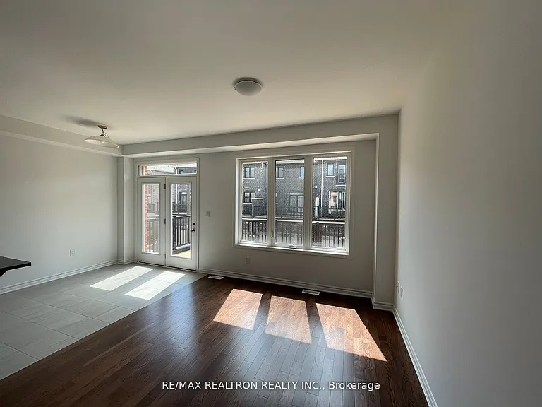 1380 William Halton Pkwy W — Photo 5