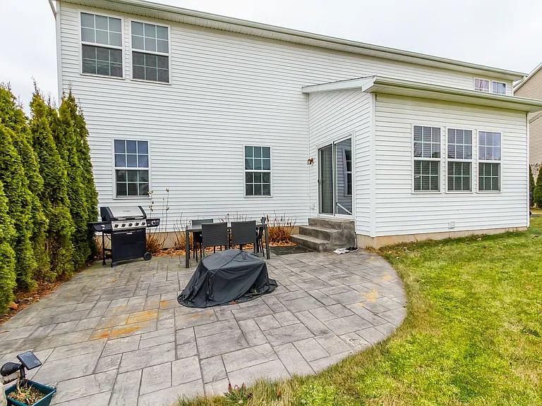 9 Chriswell Ln — Photo 34