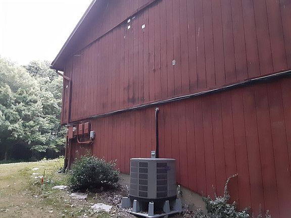 3rd image of 5064 Sherman Wood Dr