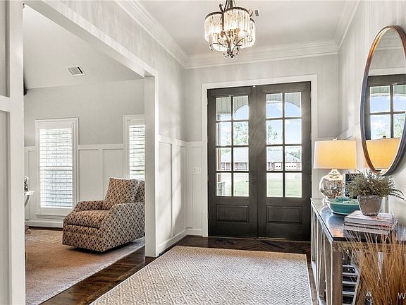 3rd image of 12229 Lakeview Manor Dr