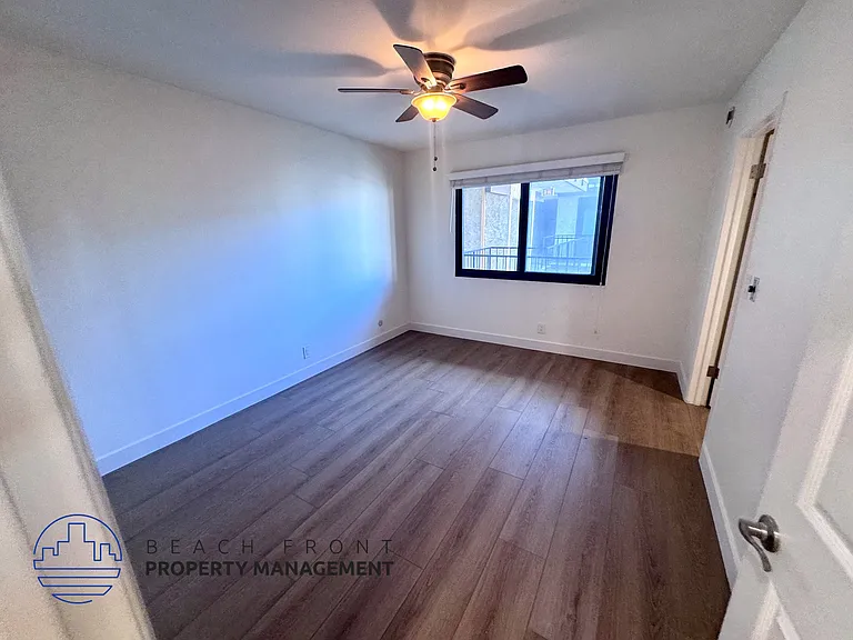 6712 W 86th Pl. — Photo 12