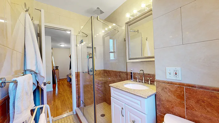 Rented by Emor Management Inc. | media 13