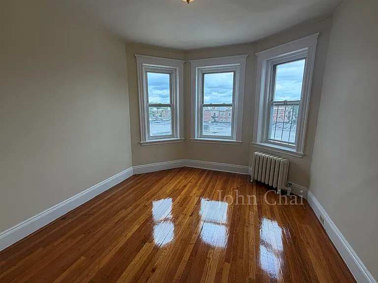 225 Kelton St #8 — Photo 14