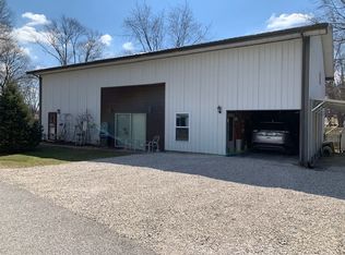 110 W Matilda St, Petersburg, IN 47567