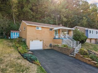 142 Donmor Dr, Pittsburgh, PA 15237