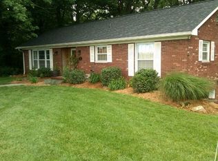 3007 Manor Dr, Vincennes, IN 47591