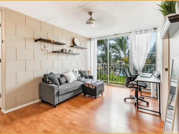 2845 Waialae Ave APT 312, Honolulu, HI 96826