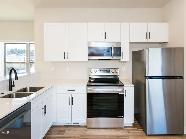 27 Hackamore Drive, Granby, CO 80446