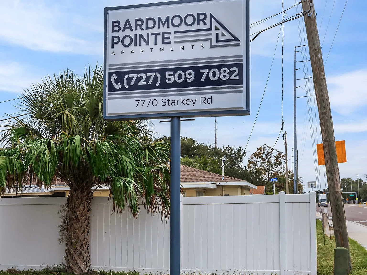 Bardmoor Pointe — Photo 3