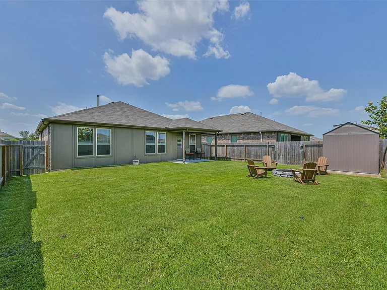 339 Friesian Ct — Photo 28