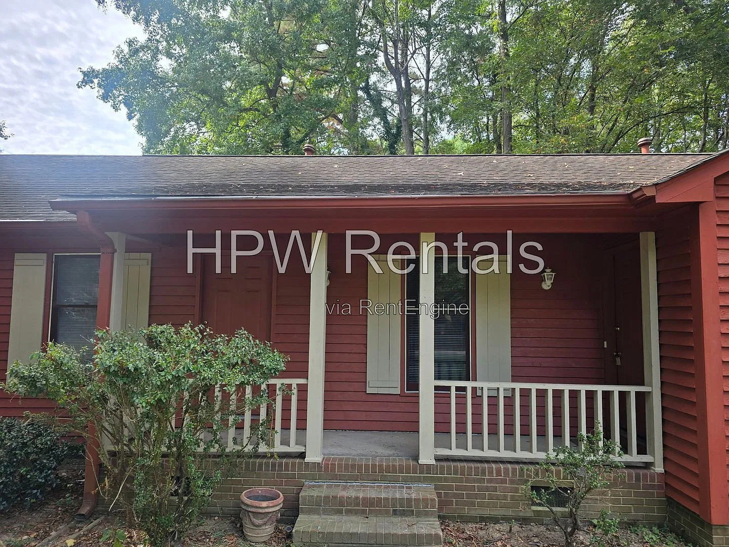 2214 Daley Rd — Photo 2