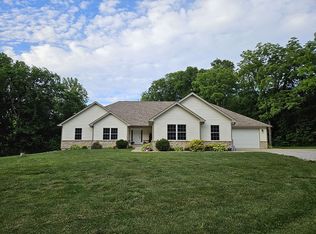 9423 Greencastle Rd, Terre Haute, IN 47805