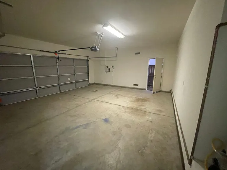 14190 Blackstone St — Photo 56