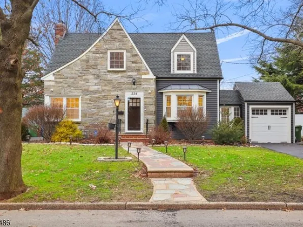 224 Swarthmore Rd, Linden City, NJ 07036