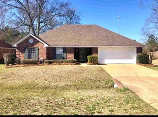 102 Holmar Dr, Brandon, MS