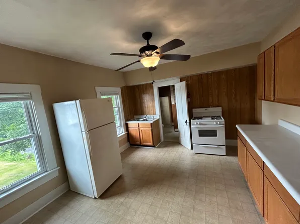 2513 Station Rd #3, Erie, PA 16510