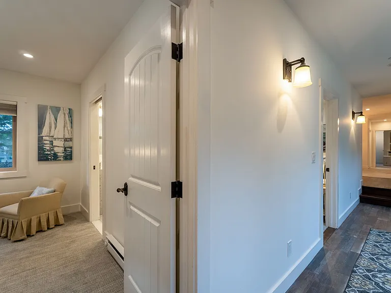 610 Forest Ave — Photo 44