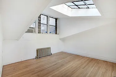 Rented by Level Group