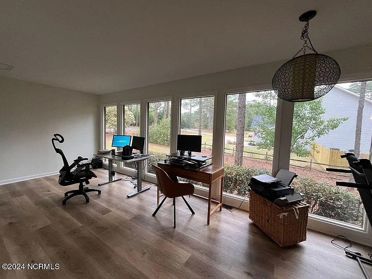 220 Drumar Ct — Photo 29