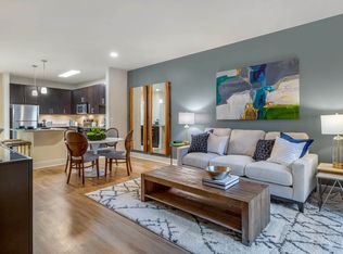 2400 24th Rd S APT 256, Arlington, VA 22206