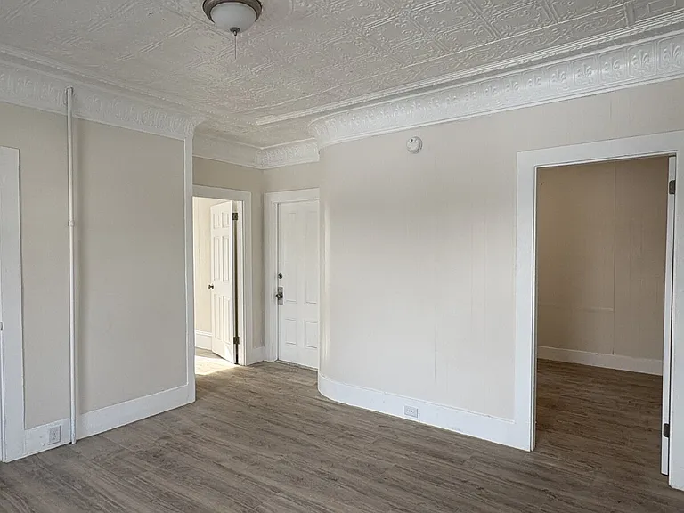 7 North St #1 — Photo 11