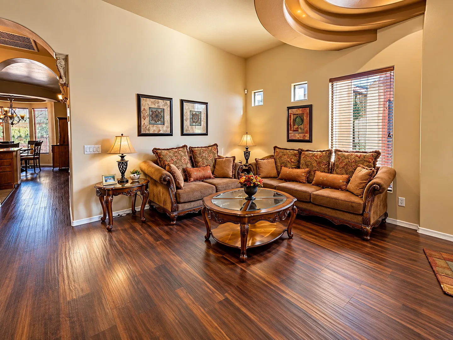 Ideal 4 Br 3 Ba 2 Cg Gated Home Near Loop 202 and Baseline in Laveen — Photo 4
