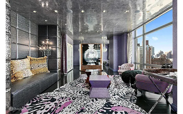 Sold by Douglas Elliman | media 21