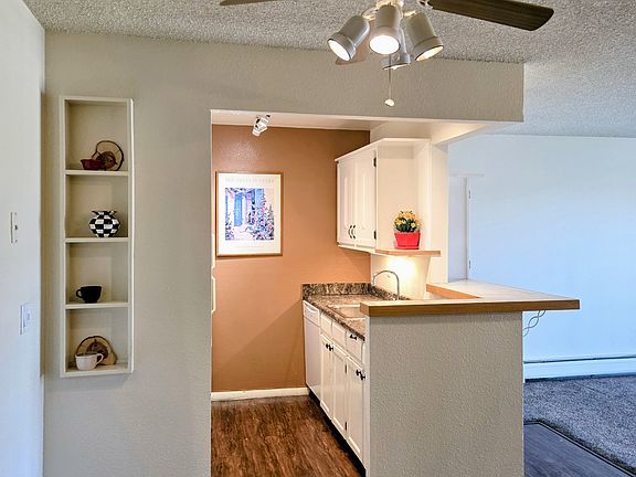 2nd image of 1150 Golden Cir