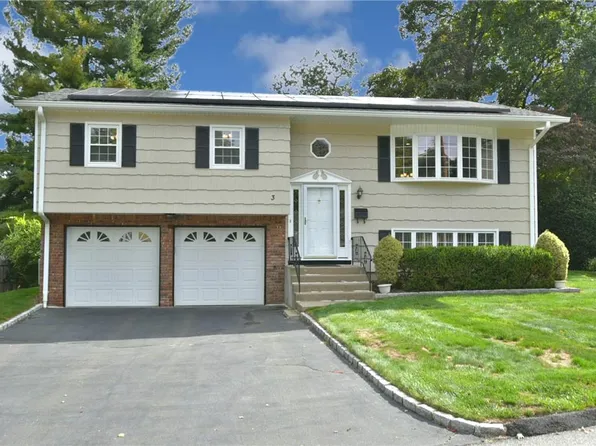 3 Wexler Court, Garnerville, NY 10923